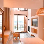 Novva (adults Only) קס